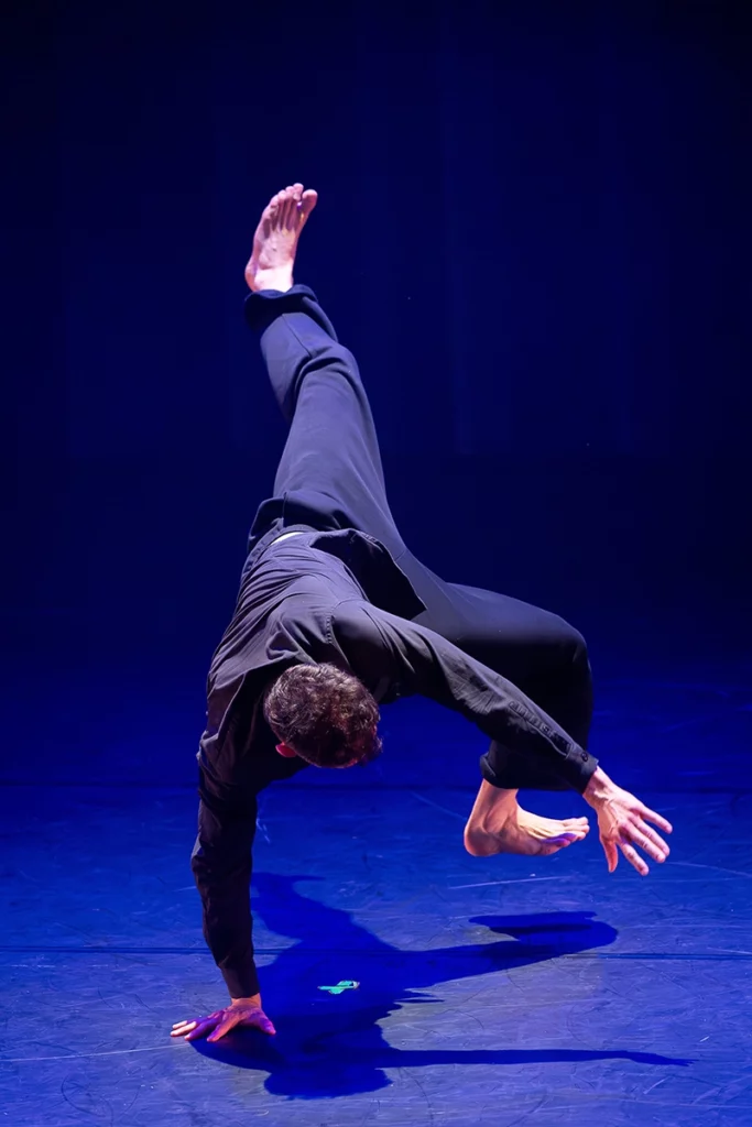 Florent Bourdais qui danse à Esprit Danse