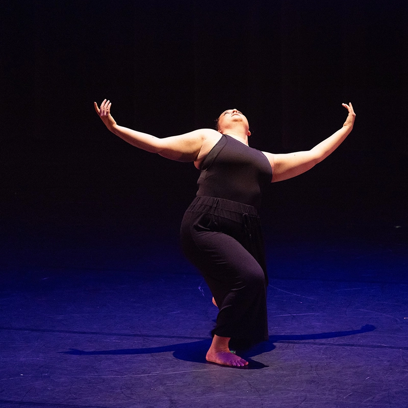 Charlotte Pondard qui danse chez Esprit Danse