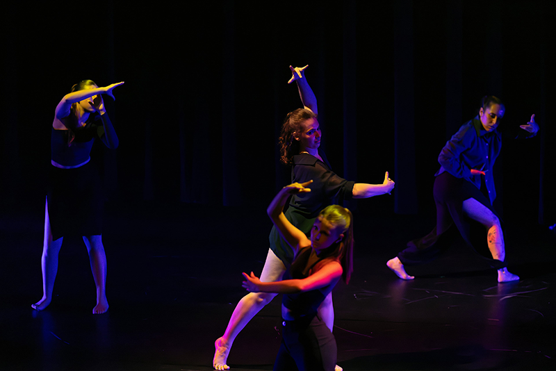 Danseuses de Esprit Danse association de Sainte Anne d'Auray